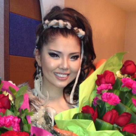 Дуучин Нарагийн найз залуу хэн бэ?